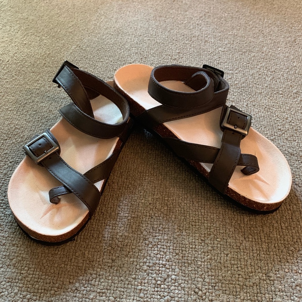 Sandals - Picture 2 of 3